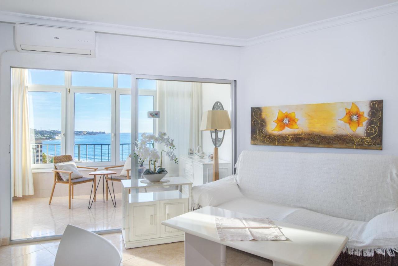 Penthouse Studio With Sea Views La Cala De Mijas Exterior photo